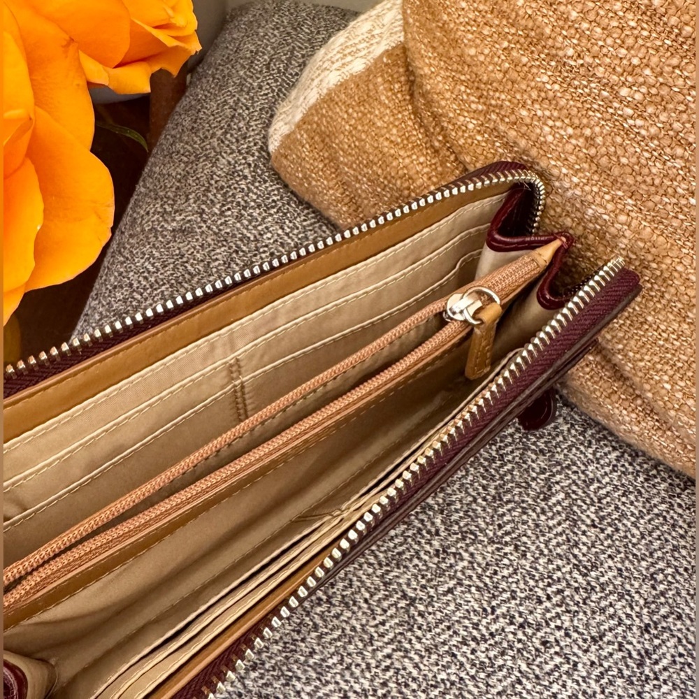 Coach Zip Wallet in Burgundy Textured Leather - Picture 13 of 15